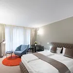 Studiohouse Frankfurt アパートホテル フランクフルト