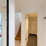 Studiohouse Frankfurt 4*