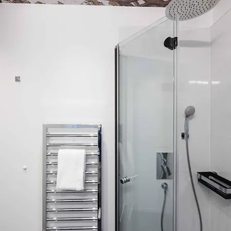 Studiohouse Frankfurt 4*