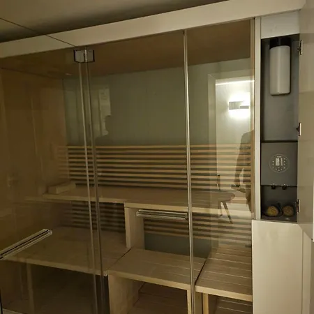 Studiohouse Frankfurt Aparthotel 4*