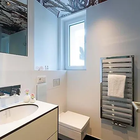Studiohouse Frankfurt アパートホテル 4*