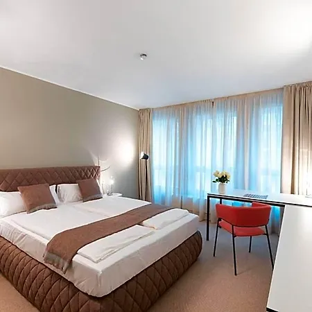 アパートホテル Studiohouse Frankfurt
