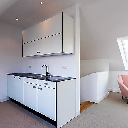 アパートホテル Studiohouse Frankfurt フランクフルト