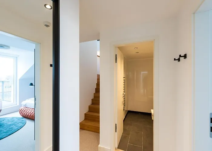 Studiohouse Frankfurt 4*